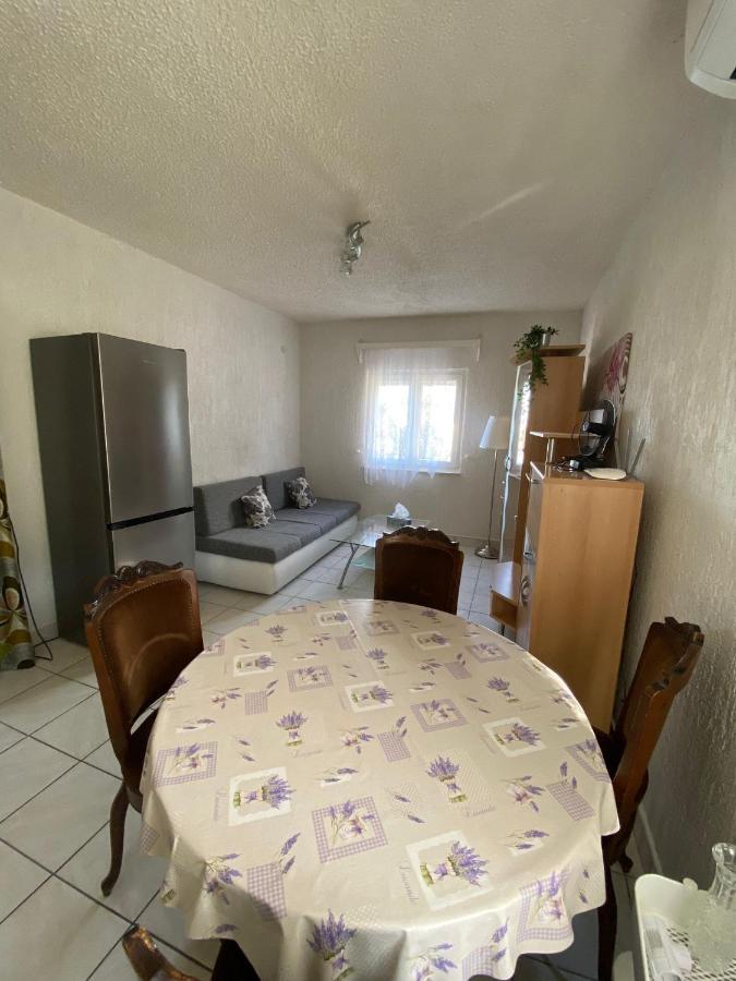 Toni&Megi Apartment Jesenice  Kültér fotó